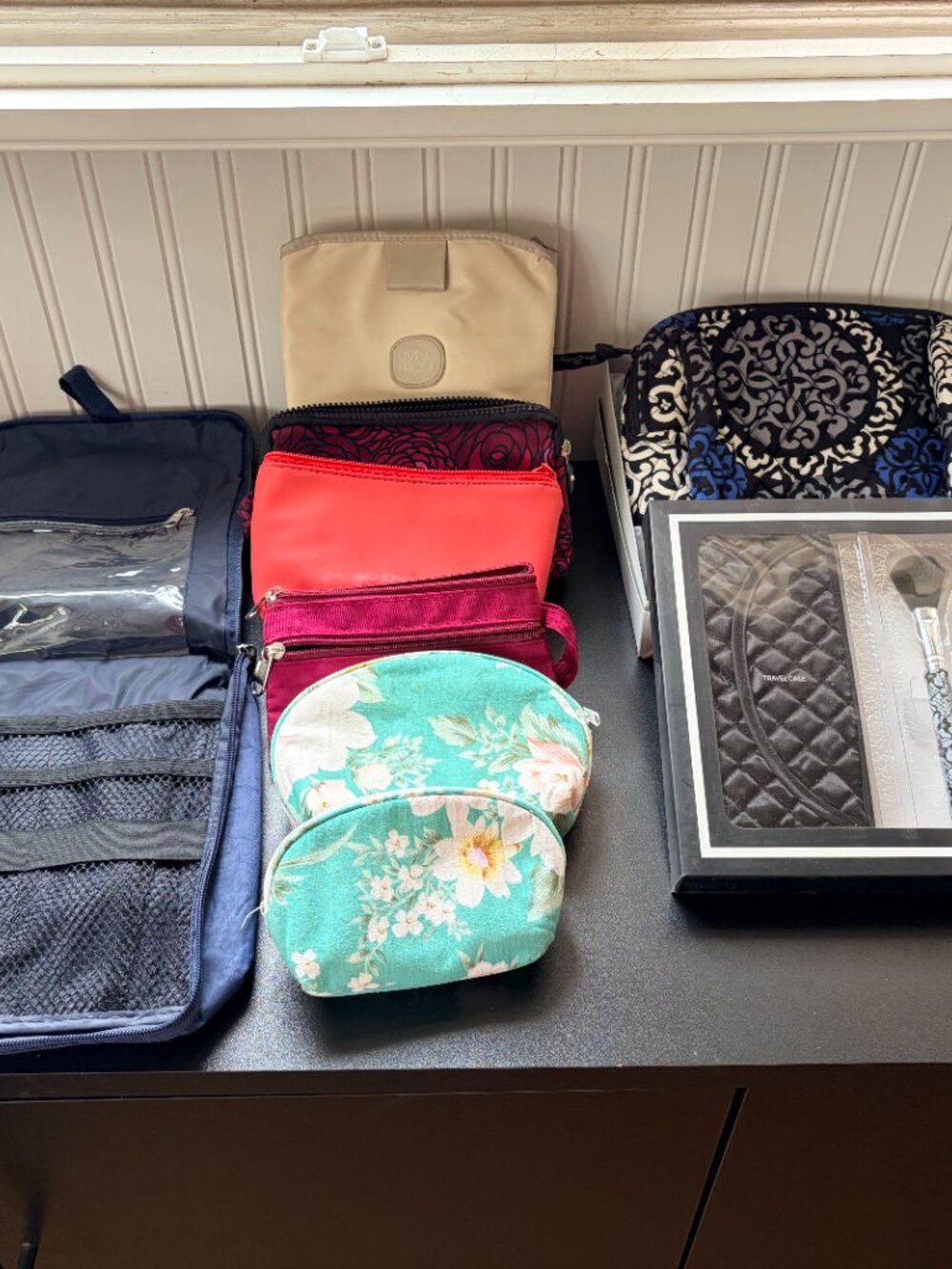 9 travel makeup/cosmetic pouches and more